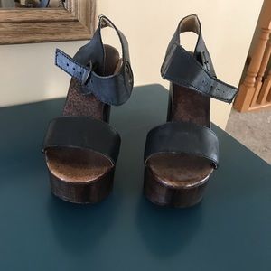 Roan Platform Heels